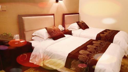 Dongjiang Lake Mountain Mist Inn