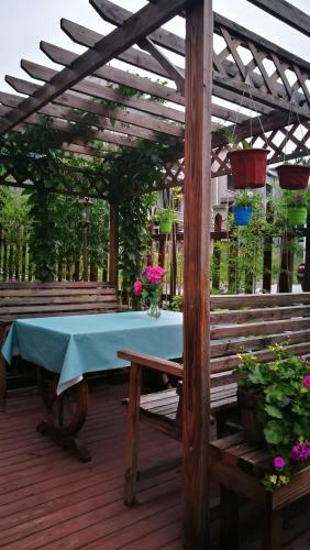 Dongjiang Lake Mountain Mist Inn
