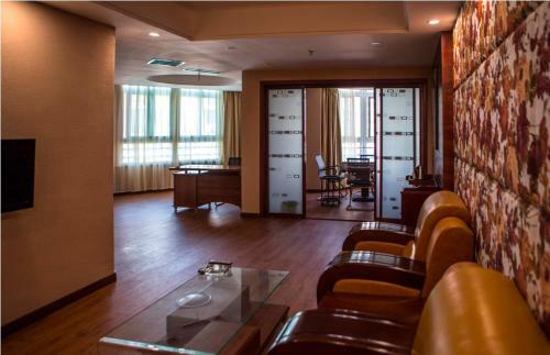 Hotel Elan Xinghua Fengshou Road