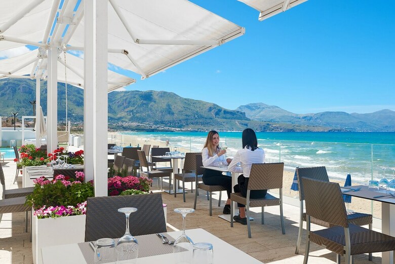 Hotel La Battigia