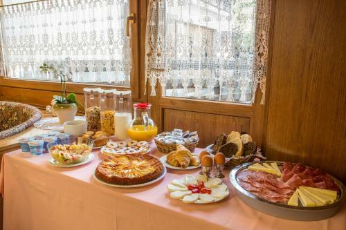Hotel Garn� Ai Serrai