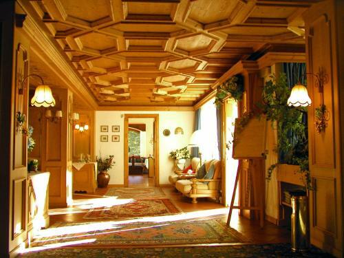Hotel Roy