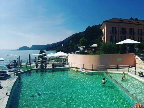 Elegant Apartment Located On Lake Maggiore