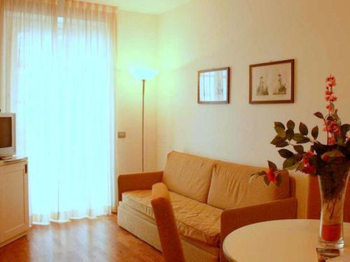 Elegant Apartment Located On Lake Maggiore