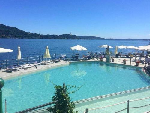 Elegant Apartment Located On Lake Maggiore