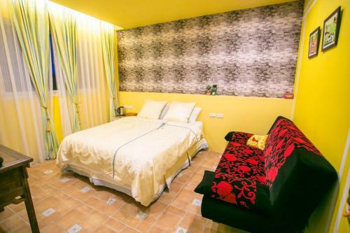 Colorful Homestay
