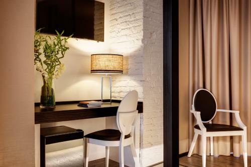Dharma Luxury Hotel
