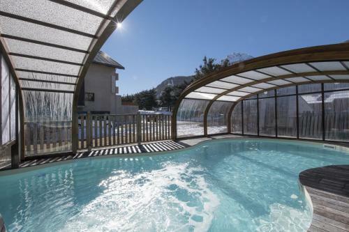 Aparthotel R�sidence N�m�a L'adret