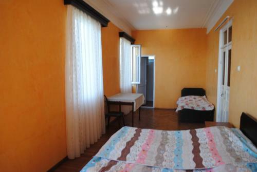 Hostal Giga Guest House