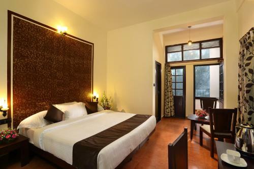 Hotel Madhumanthra Resort
