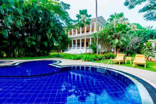Hotel Royal Orchid Metropole