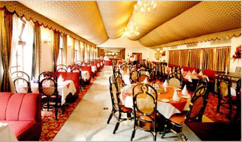 Hotel Ashok Country Resort