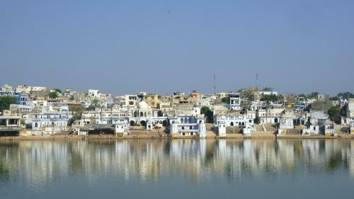 Radhika Palace Hotel