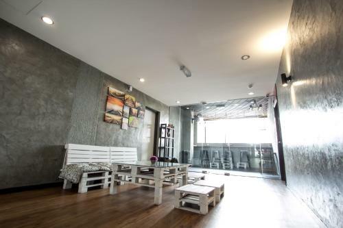 Bloommaze Boutique Hotel