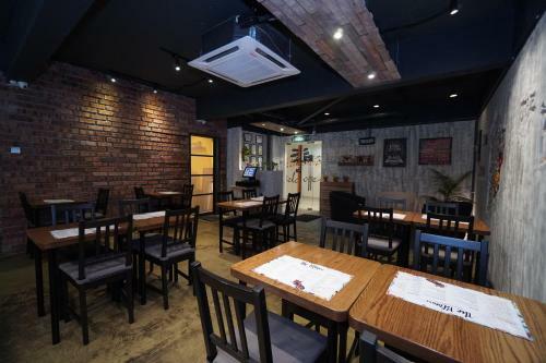 Bloommaze Boutique Hotel
