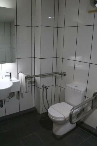 Tune Hotel Kuala Lumpur - Pwtc