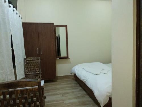 Hostal Ajay Guest House