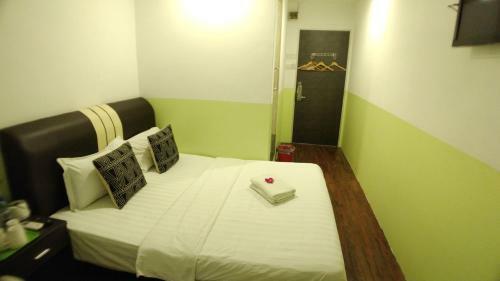 Apple 1 Hotel Queensbay