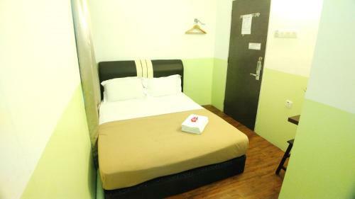 Apple 1 Hotel Queensbay