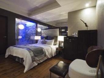 Golden Hot Spring Hotel