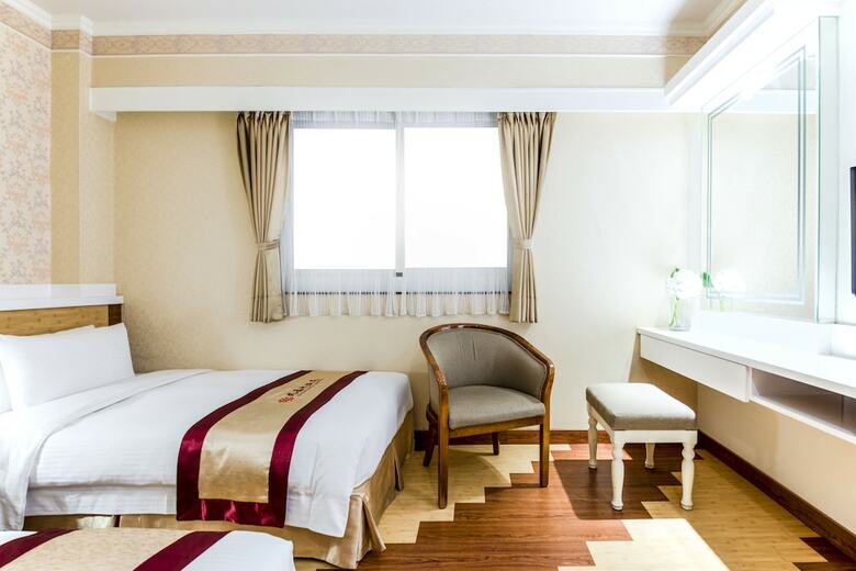 Ever Luck Hotel