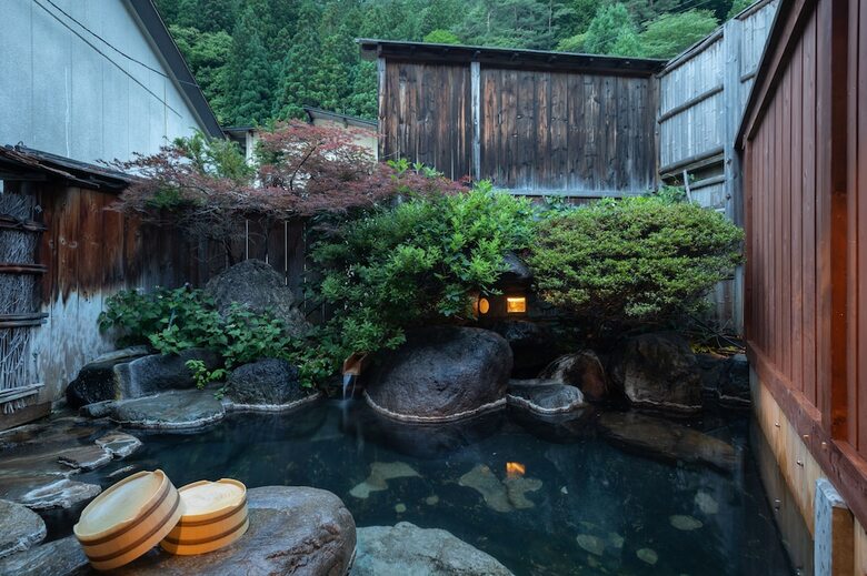 Hotel Wafu Ryokan Gizan