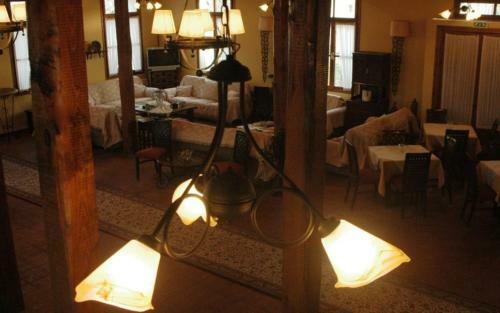Hostal Hotel Koukouli