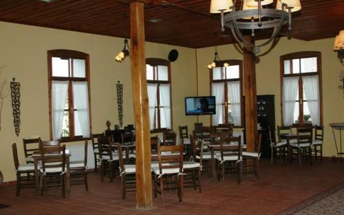 Hostal Hotel Koukouli