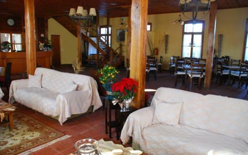 Hostal Hotel Koukouli