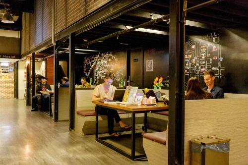 Angels Hostel Taipei Ximen