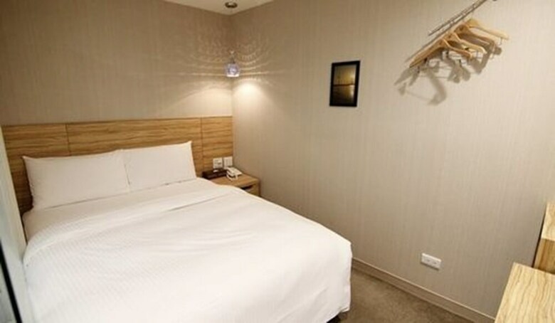 191 Hotel