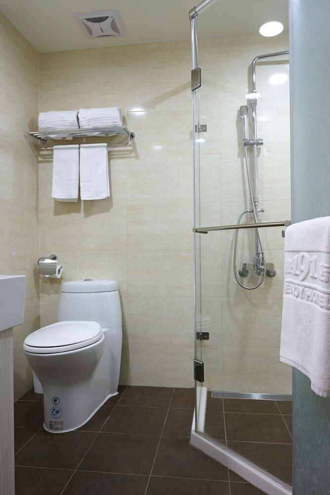 191 Hotel