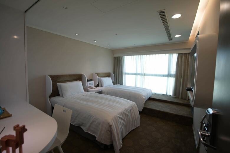 Ximen Airline Hotel