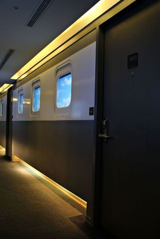 Ximen Airline Hotel