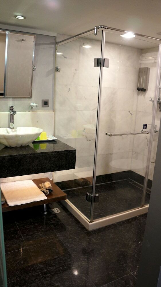 Ximen Airline Hotel