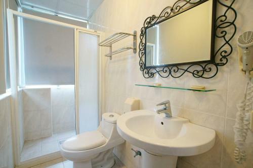 Hostal Rose Rider Guesthouse