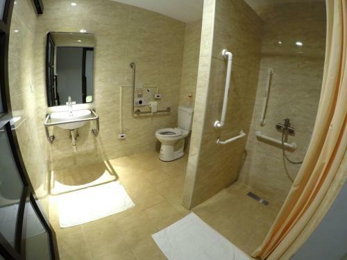 L�tel Hotel Taoyuan Airport Mrt A18 Hsr