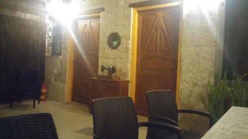 Hostal Rosana Guest House