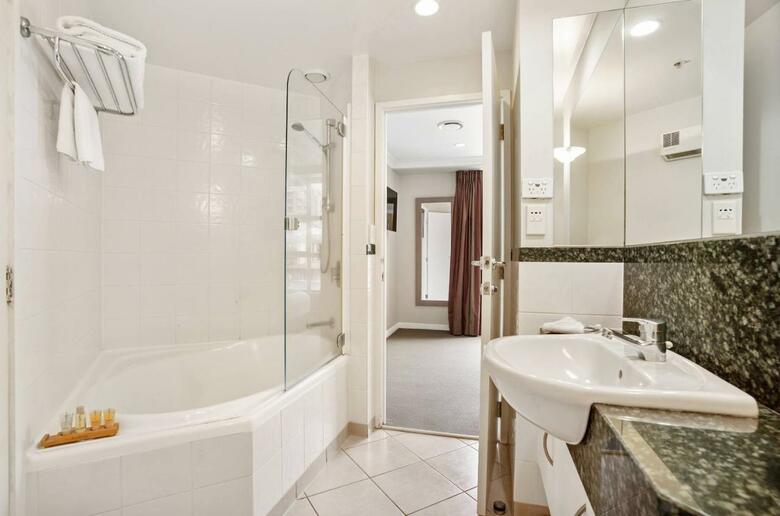 Amora Hotel Auckland