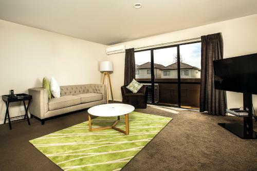 Motel Greenlane Suites