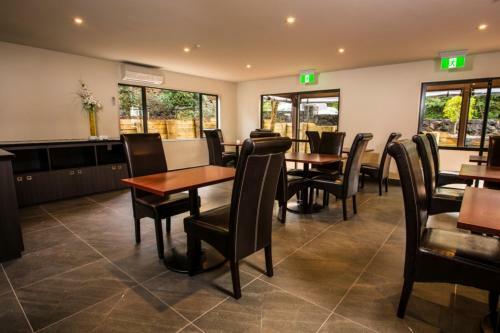Motel Greenlane Suites