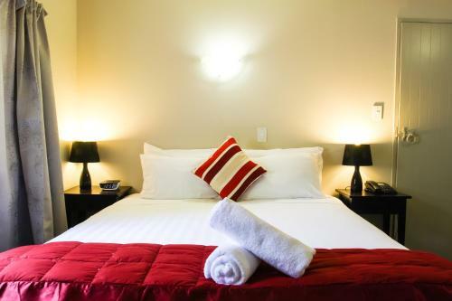 Camelot Motor Lodge