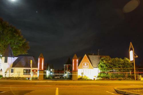 Camelot Motor Lodge