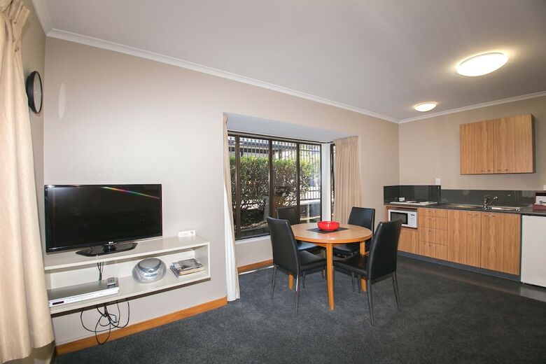 Allan Court Motel