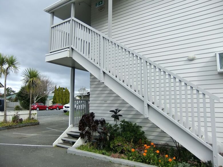 Abbeycourt Motel