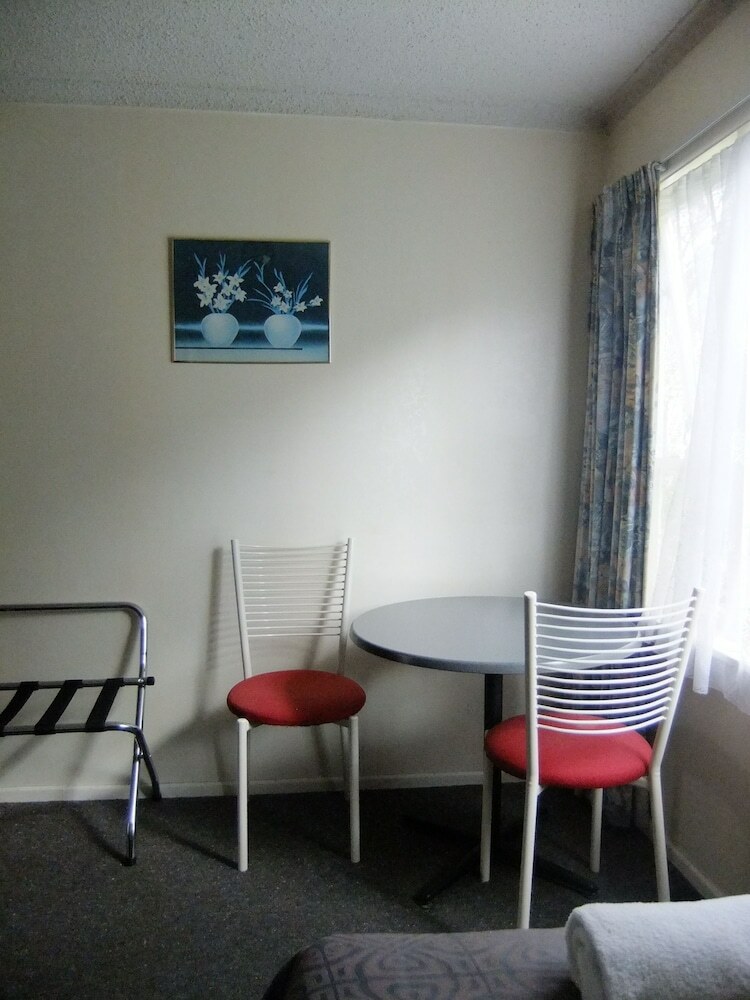 Abbeycourt Motel