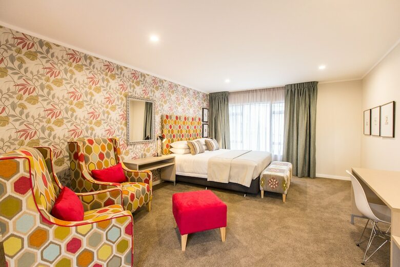 Motel Destiny On Fitzherbert