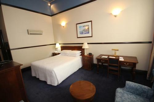 Wellesley Boutique Hotel