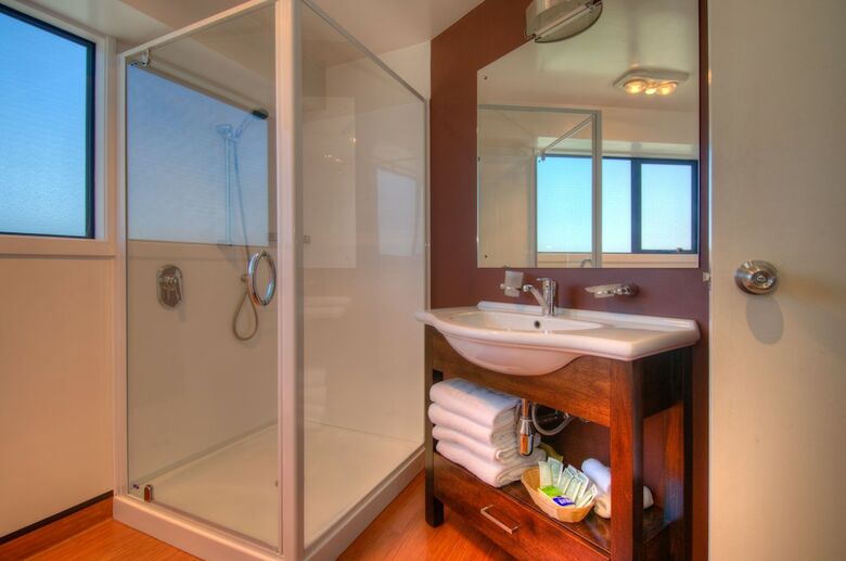 Four Seasons Motel