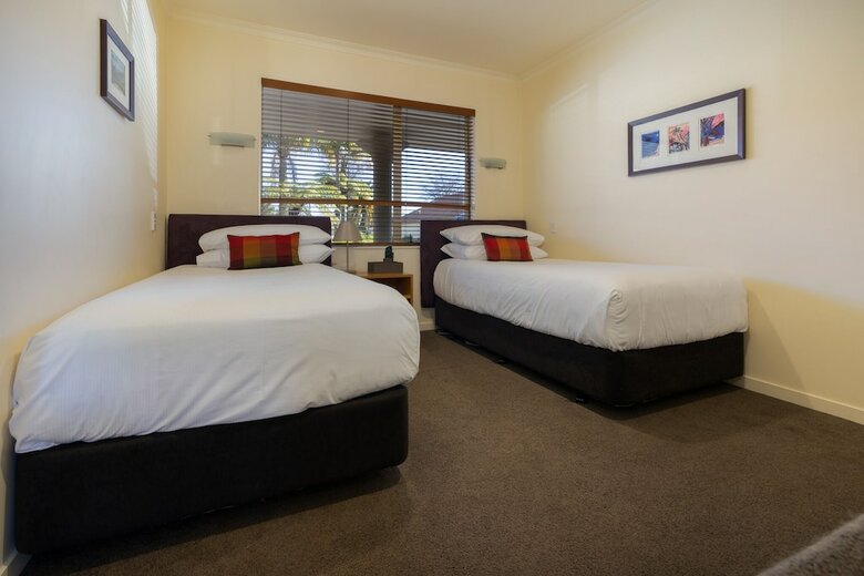 Hotel Regal Palms Resort